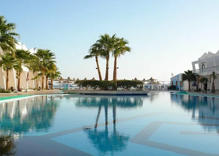 Aqua Fun Club Resort 3*